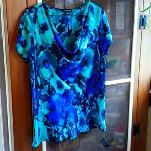 Womans  Blouse Top M Notations